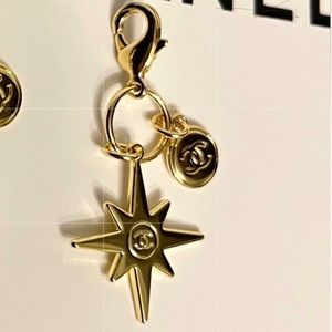 New CHANEL Limited Edition Double Star Charm and Round CC with Clasp